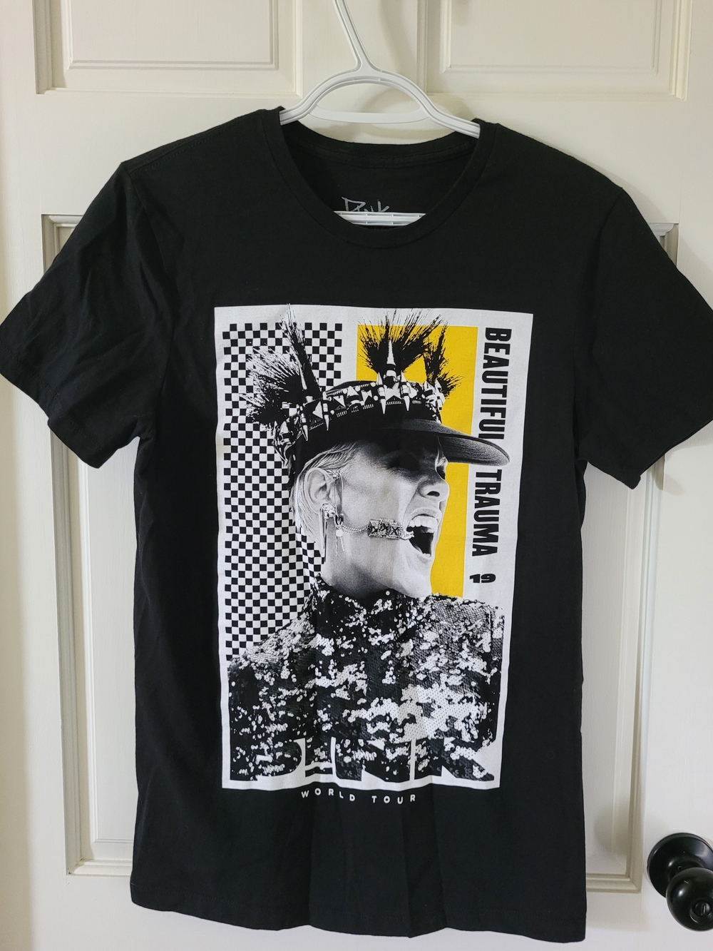 PINK WORLD TOUR Black Beautiful Trauma Graphic Short Sleeve Tee